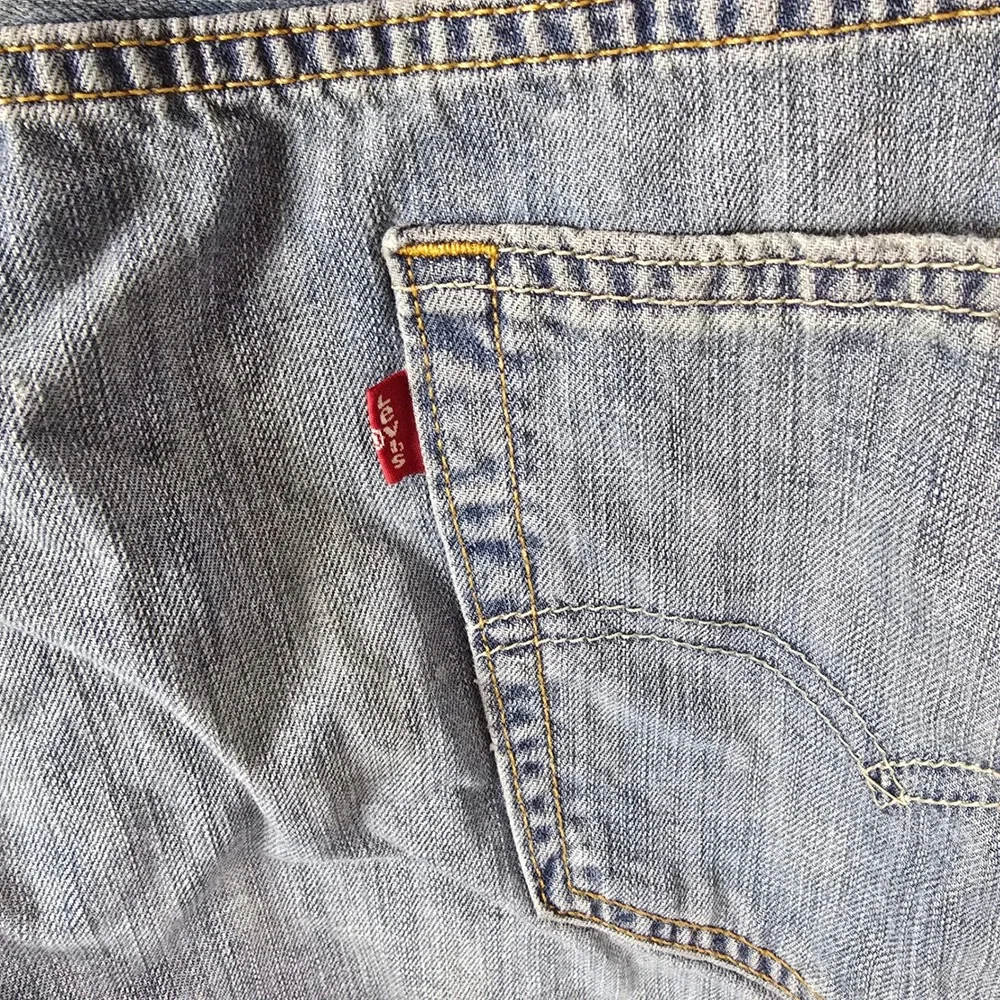 Levis 569 Loose Straight Jeans Mens 39x33‎ Light Wash Blue Denim 00569-0094